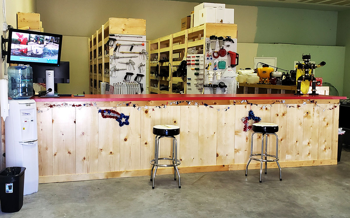 Chemical Containers Clewiston store - front service counter